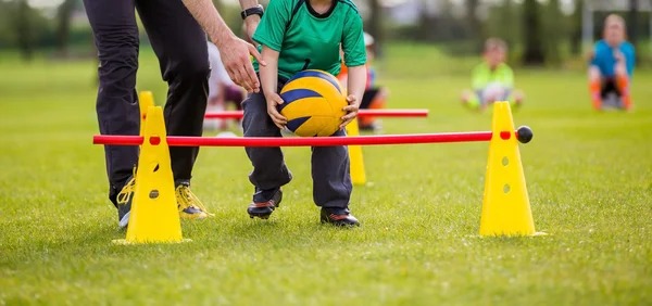 雄鹿vs凯尔特人前瞻：字母哥继续缺席，布朗带队冲击6连胜